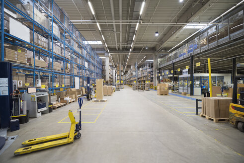 High rack warehouse in factory - DIGF01819