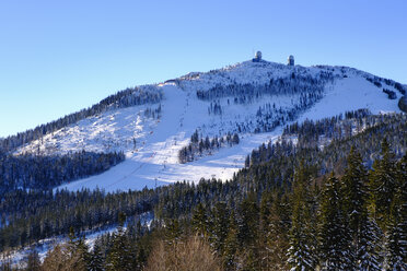 Deutschland, Bayern, Bayerischer Wald im Winter, Skigebiet Großer Arber - SIEF07417