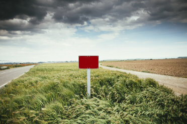 Spain, Lleida, sign in a field - JPF00187