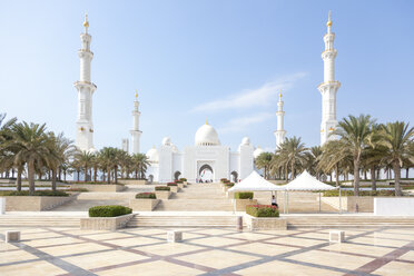 UAE, Abu Dhabi, Sheikh Zayed Mosque - MMAF00081
