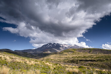 New Zealand, Ruapehu District, Tongariro National Park, Mount Ruapehu, Mount Te Heuheu - STSF01195