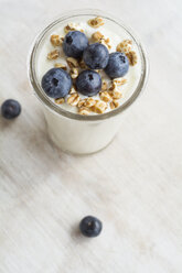 Glass of natural yogurt with blueberries and spelt pops - ODF01495