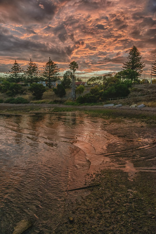 Australien, Eyre Peninsula, Port Lincoln, Strand bei Sonnenuntergang, lizenzfreies Stockfoto