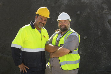 Portrait of two quarry workers - ZEF13741