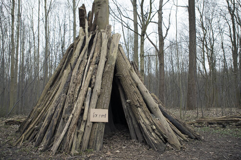 Hütte im Wald zu vermieten - PSTF00029