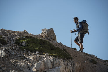 Italien, Männertrekking in den Dolomiten - ZOCF00464