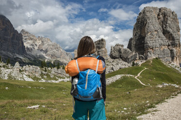 Italien, Frauentrekking in den Dolomiten - ZOCF00484
