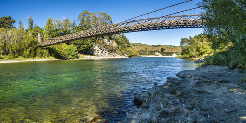 Neuseeland, Südinsel, Southern Scenic Route, Waiau River, Clifden Hängebrücke, lizenzfreies Stockfoto