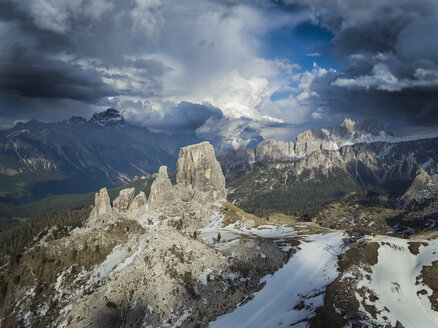 Italien, Südtirol, Dolomiten, Cinque Torri - STCF00317