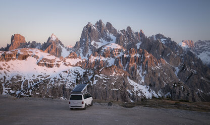 Italy, Alto Adige, Dolomites, Camper in front of Cardini Group - STCF00339