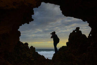 Australien, Port Lincoln, Fotograf, Fotografieren an der Küste - TOVF00083