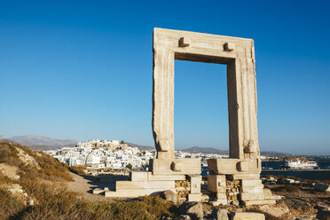 Griechenland, Kykladen, Naxos, Tor zum Tempel des Apollo - GEMF01704