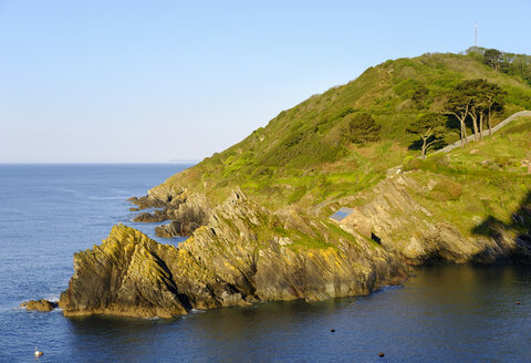 UK, England, Cornwall, Polperro, Chapel Rock - SIEF07447