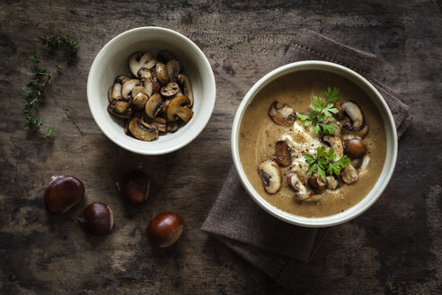 Sweet chestnut mushroom soup - EVGF03248