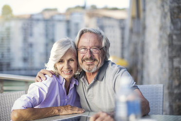 Senior couple enjoying their a city break - ZEF14157