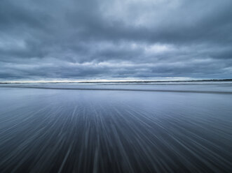 New Zealand, North Island, Taranaki, Opanake Beach, long exposure - STSF01266