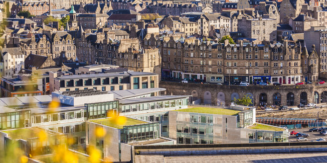 UK, Schottland, Edinburgh, Stadtbild vom Calton Hill aus gesehen - WDF04065