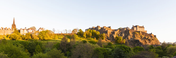 UK, Schottland, Edinburgh, Castlehill, Esplanade und Edinburgh Castle - WDF04067