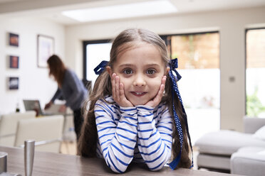 Portrait of smiling little girl at home - IGGF00021