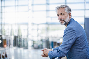 Portrait of confident businessman - DIGF02645