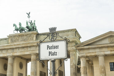 Deutschland, Berlin, Brandenburger Tor, Schild 