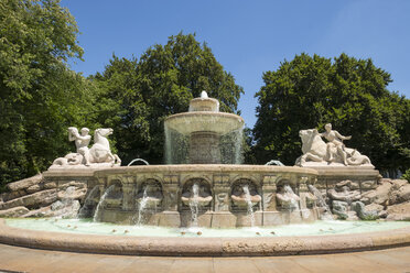 Deutschland, Bayern, München, Wittelsbacher-Brunnen - SIEF07480