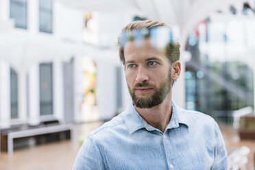 Portrait of confident businessman - DIGF02734