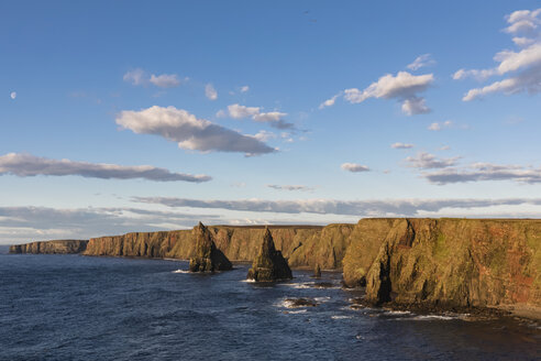 UK, Schottland, Caithness, Küste von Duncansby Head, Duncansby Stacks - FOF09292