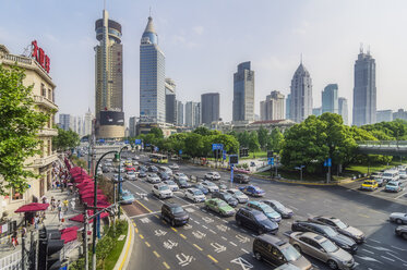 China, Shanghai, Lujiazui, view to skyline - THAF01974