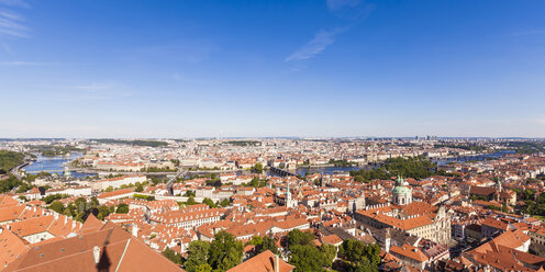 Tschechische Republik, Prag, Stadtbild mit Altstadt, Karlsbrücke und Moldau - WDF04100