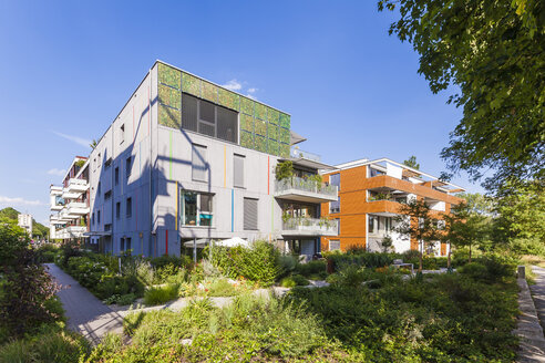 Germany, Tuebingen, passive houses at quater 'Alte Weberei' - WDF04155