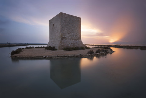 Spanien, Alicante, Festung bei Sonnenuntergang, lizenzfreies Stockfoto