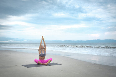 30,767 Beautiful Woman Beach Yoga Stock Photos - Free & Royalty-Free Stock  Photos from Dreamstime