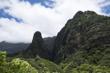 USA, Hawaii, Maui, Iao Valley State Park, Die Nadel - HLF01023