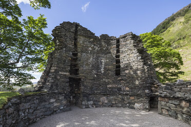 UK, Schottland, Glenelg, Eisenzeitlicher Broch Dun Telve - FOF09330