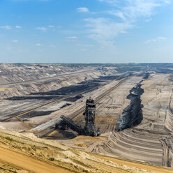 Deutschland, Tagebau Garzweiler, Riesenbagger - FRF00543