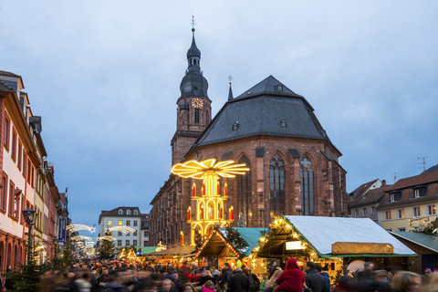 Germany, Heidelberg, Christmas market at Church of the Holy Spirit stock photo