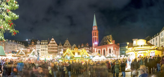 Deutschland, Frankfurt, Weihnachtsmarkt am Römerberg - PUF00720