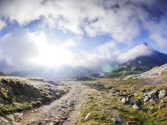 Italy, Lombardy, Gavia Pass, hiking trail - LAF01891