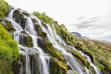 UK, Schottland, Innere Hebriden, Isle of Skye, Brides Veil Waterfall - FOF09401