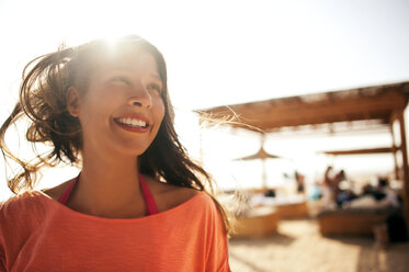 Portrait of happy woman enjoying her holiday - ECPF00138