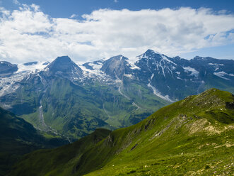 Austria, Hohe Tauern, Grossglockner High Alpine Road, view on Grossglockner - AMF05475