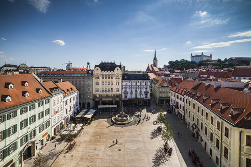 Slowakei, Bratislava, Stadtbild, Altstadt, Hauptplatz von oben - ABOF00291
