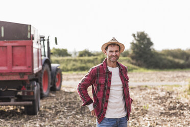 Portrait of confident farmer on field - UUF11928