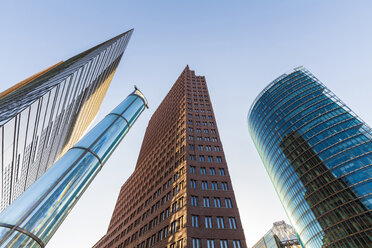 Deutschland, Berlin, Potsdamer Platz, Wolkenkratzer - WDF04171