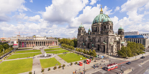 Germany, Berlin, view to Altes Museum, Lustgarten and Berlin Cathedral from above - WD04185