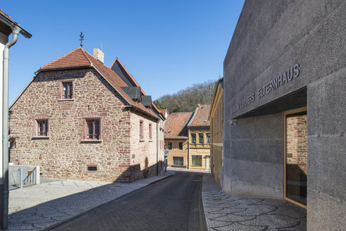 Deutschland, Mansfeld, Blick auf Luthers Elternhaus und Museum - HWOF00234
