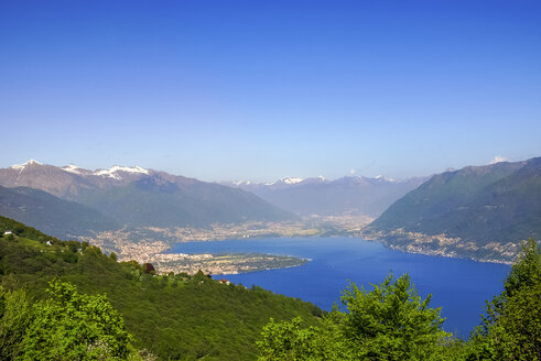 Schweiz, Tessin, Lago Maggiore, Mergugno, Blick auf Ascona, Lugano - PUF00823