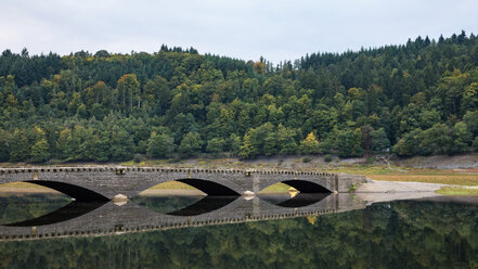 Deutschland, Hessen, Asel, Edersee, Aseler Brücke - SRF00887