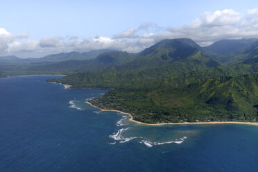 USA, Hawaii, Kauai, Nordküste, Luftaufnahme - HLF01044